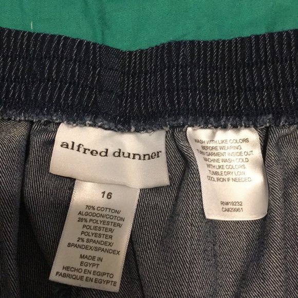 Woman’s Alford Dunner Jeans 16w - Picture 2 of 3
